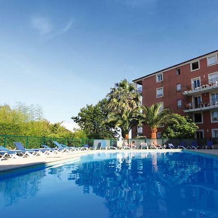Residence 4 Etoiles Port Marine サント・マキシム エクステリア 写真