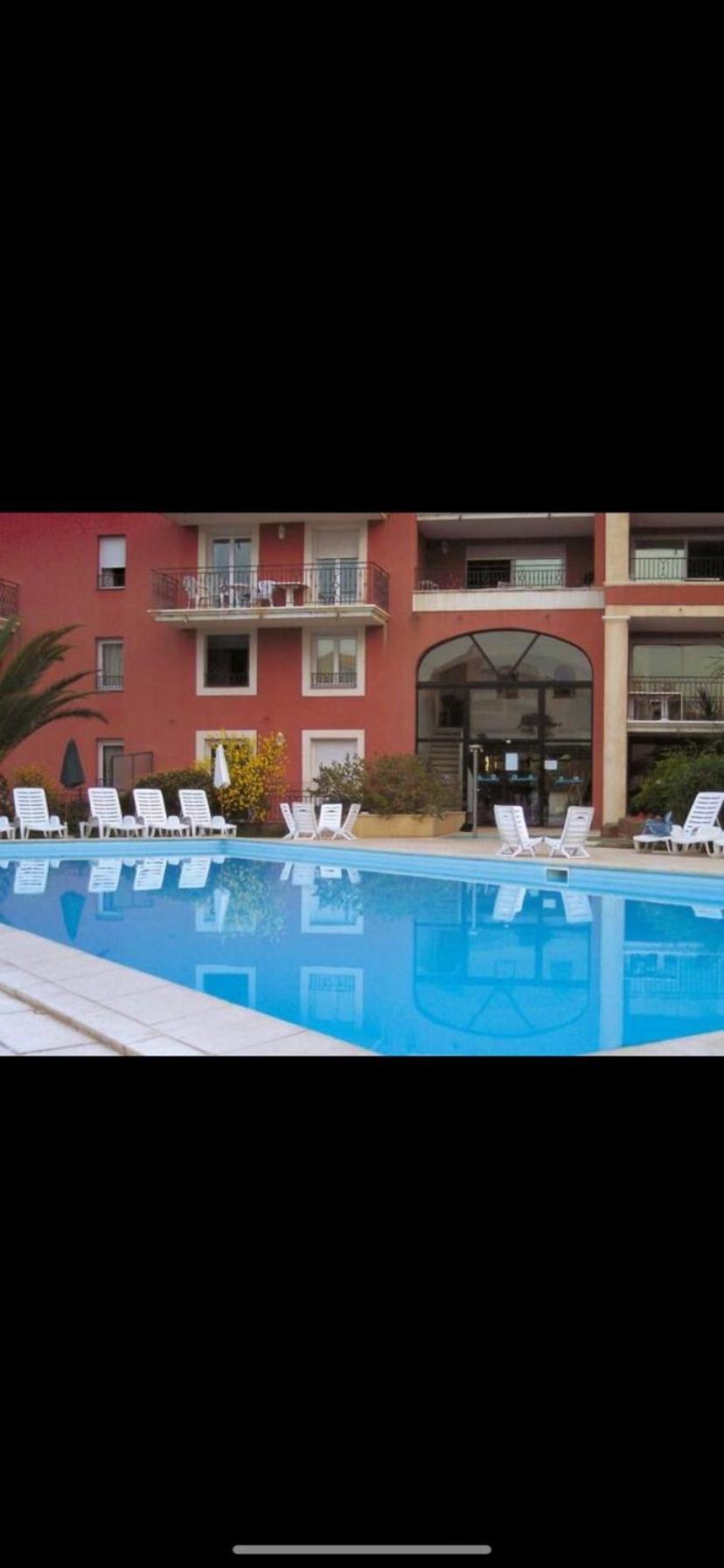 Residence 4 Etoiles Port Marine サント・マキシム エクステリア 写真